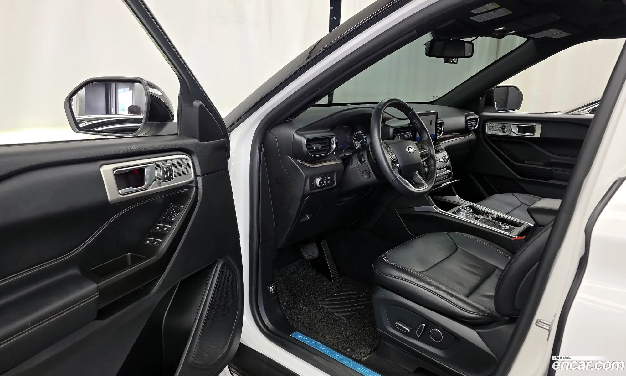 Ford Explorer 6th Gen 2020 1FMSK8FH2LGB78451 — 9
