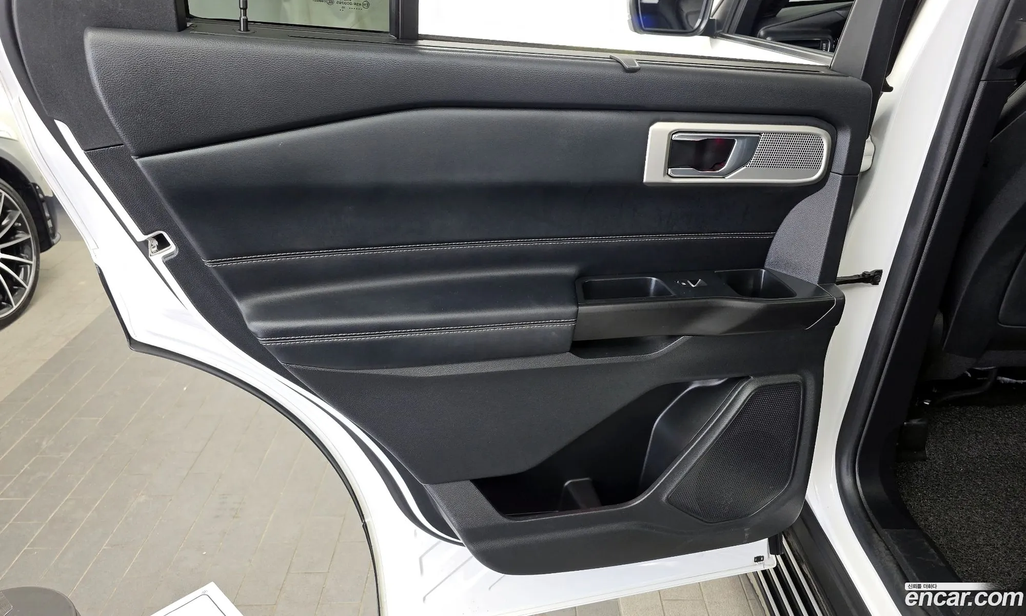 Ford Explorer 6th Gen 2020 1FMSK8FH2LGB78451 — 12