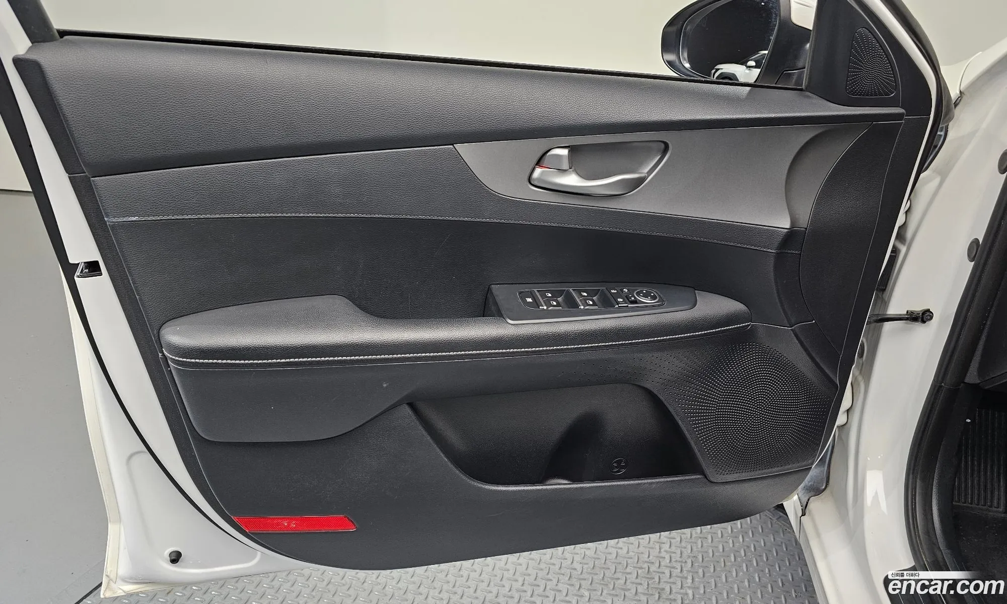 Kia K3 2019 — 20