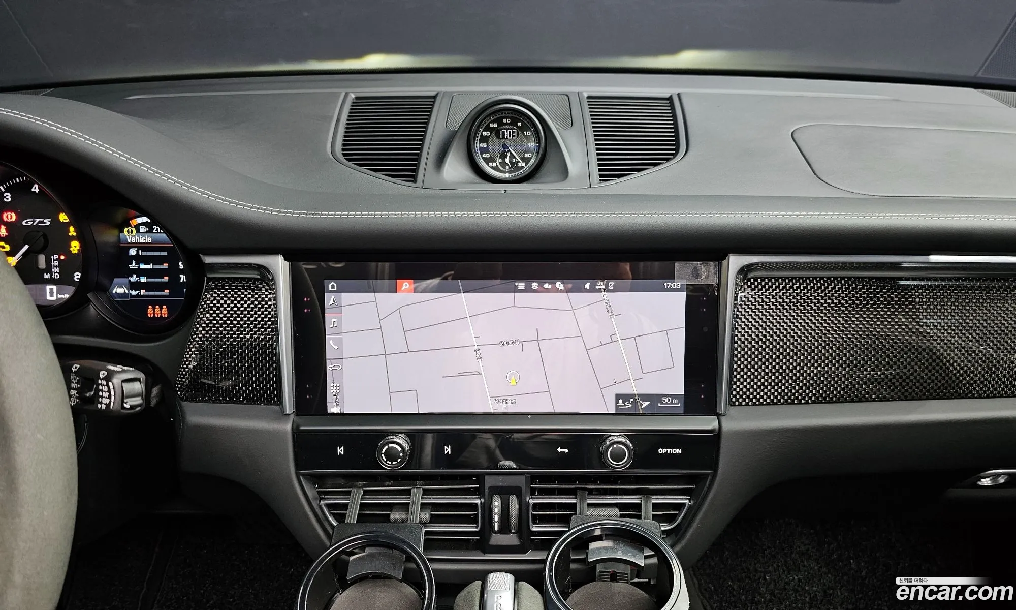 Porsche Macan 2023 WP1AF2951PLB55547 — 3