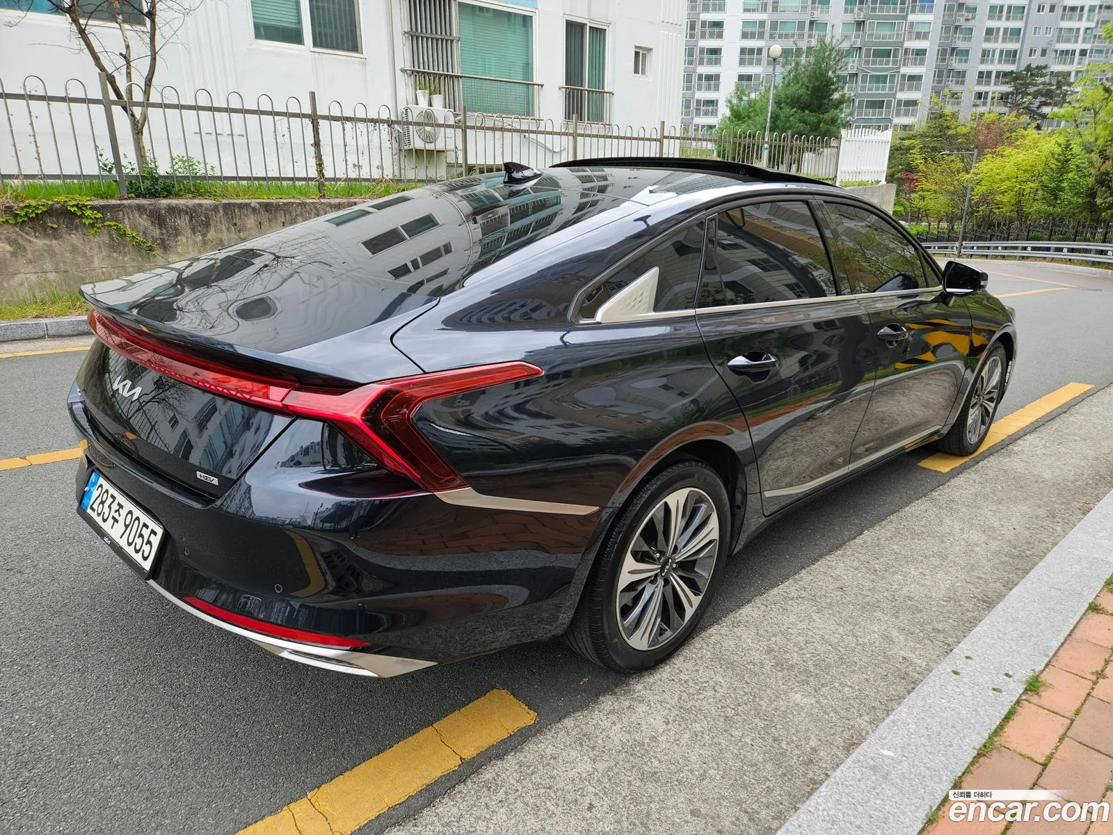 Kia K8 Hybrid 2022 — 19