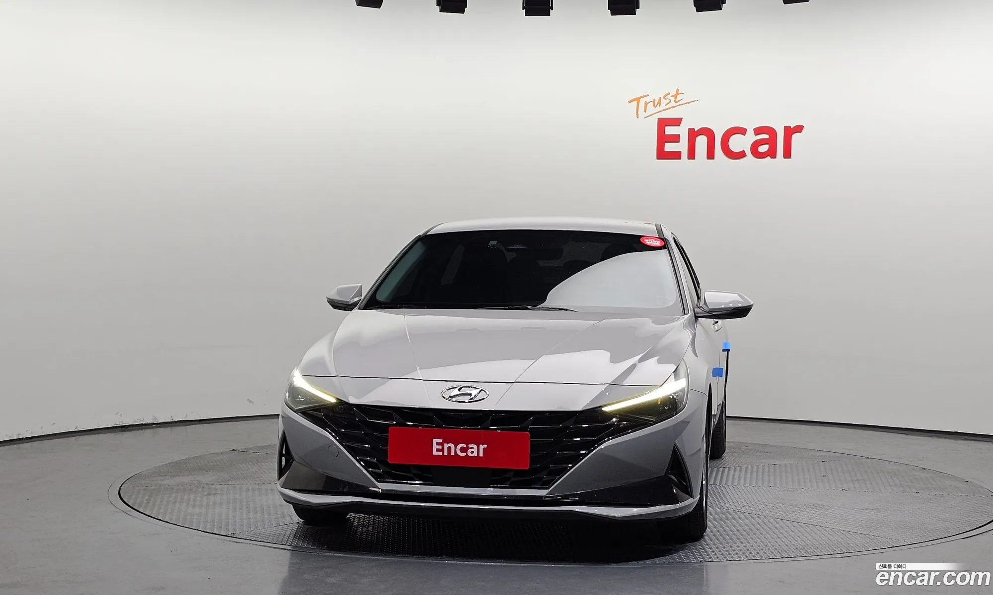 Hyundai Elantra 2021 — 18