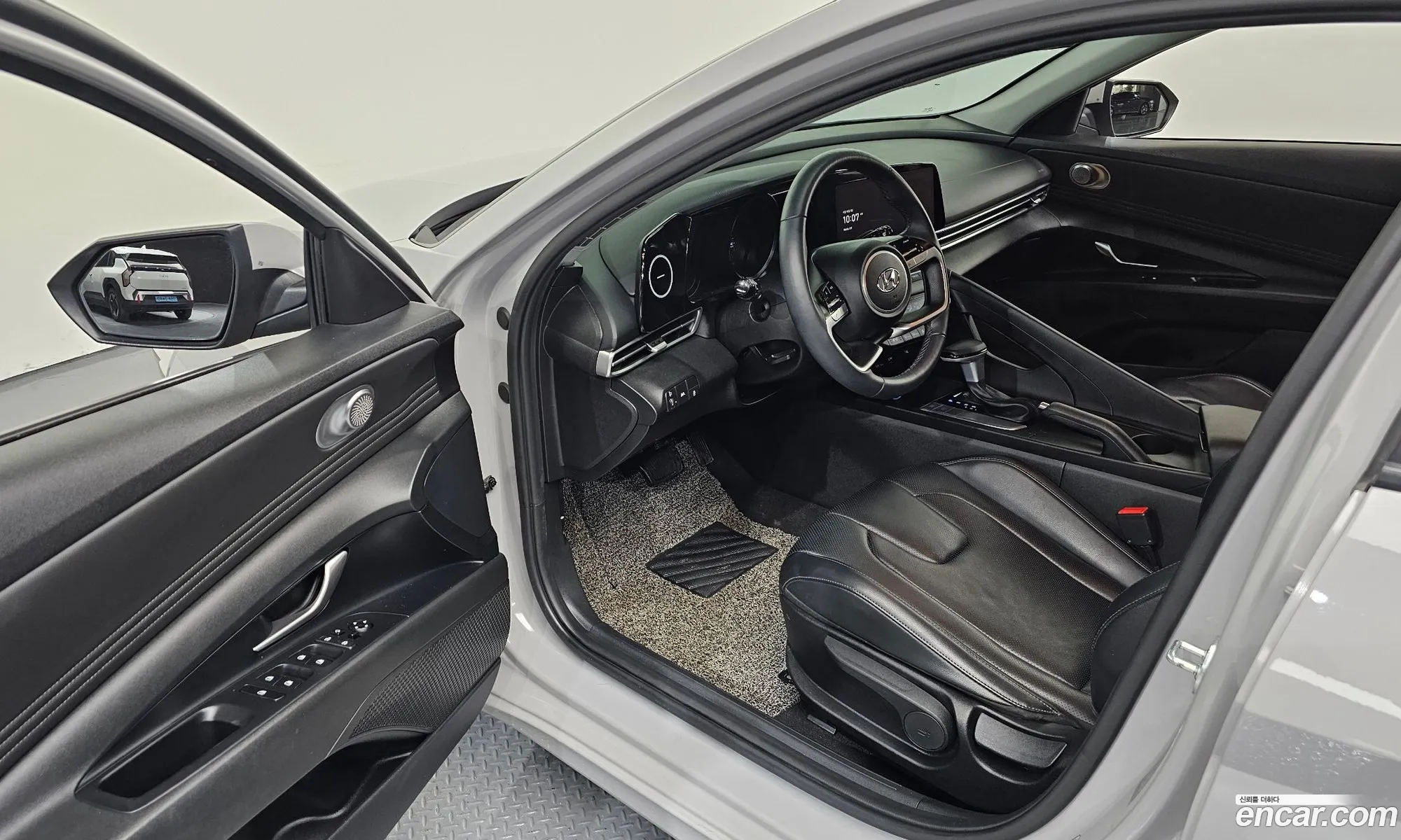 Hyundai Elantra 2021 — 4