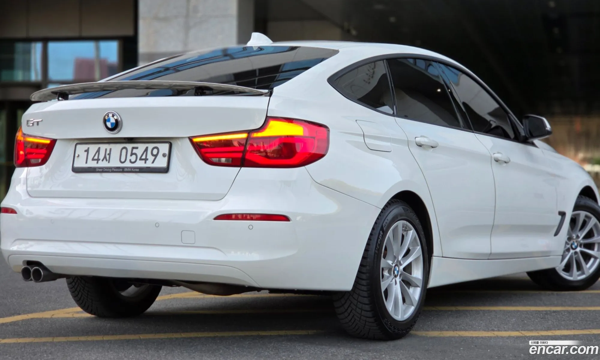 BMW 3 Series GT 2018 — 17