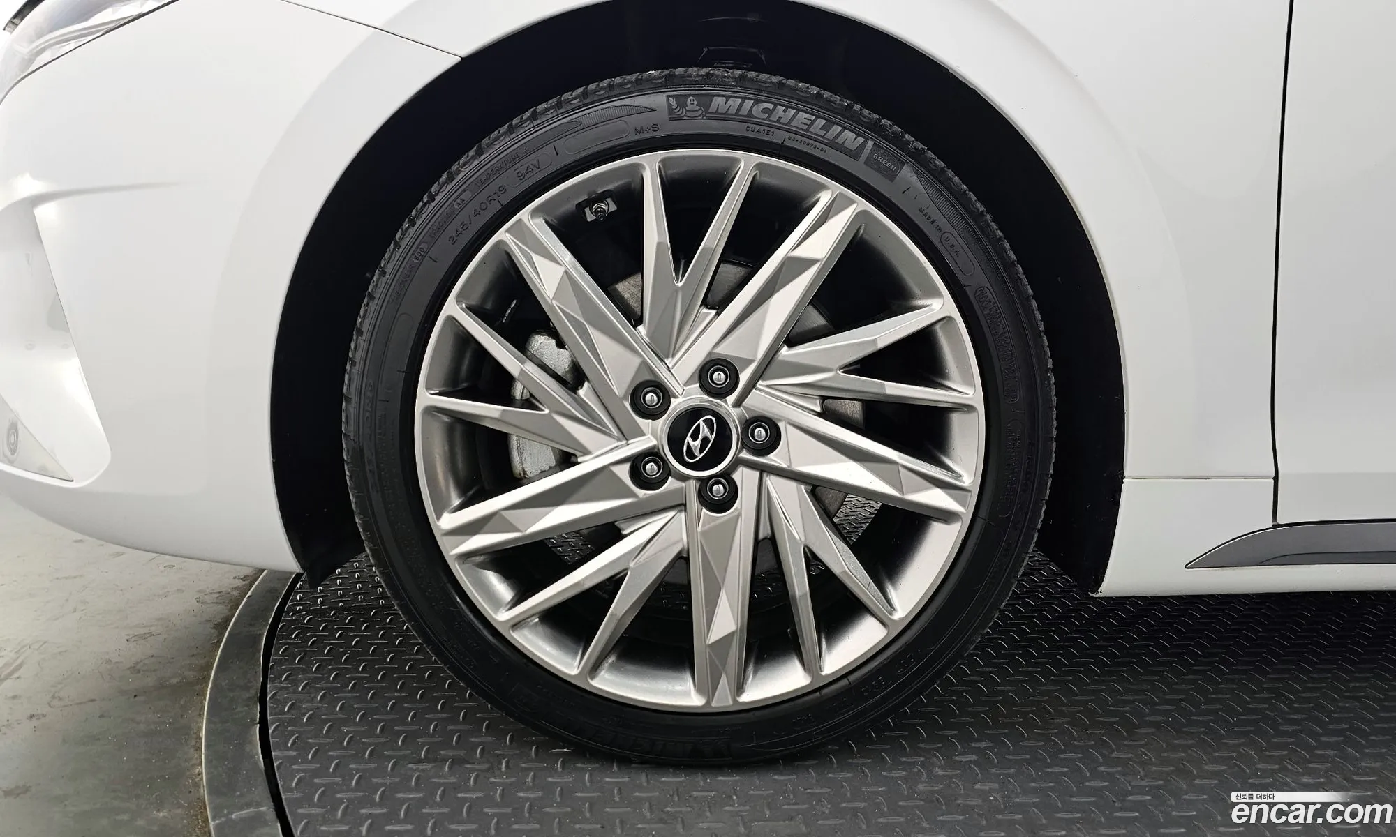 Hyundai Grandeur IG 2021 — 19