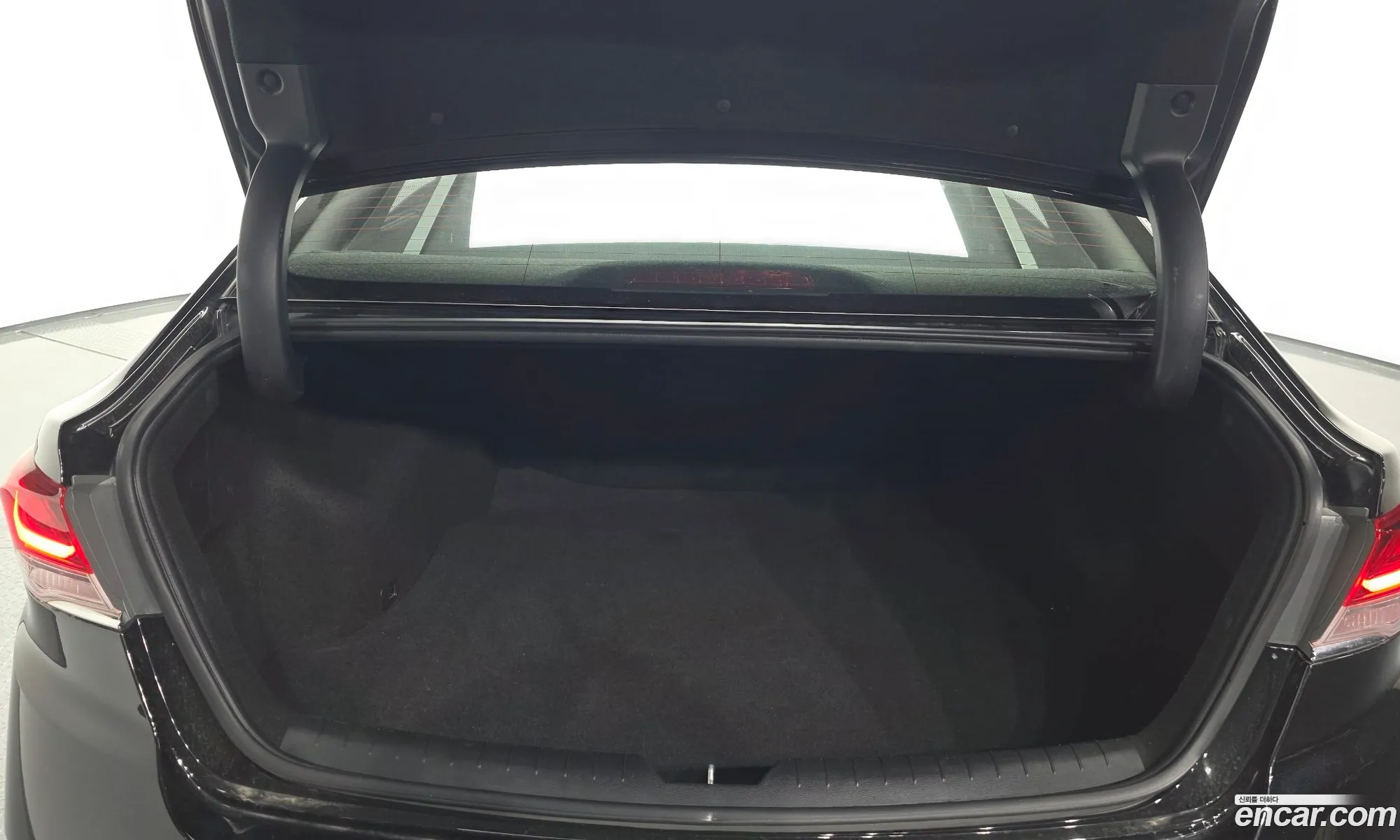 Hyundai Sonata New Rise 2019 — 19