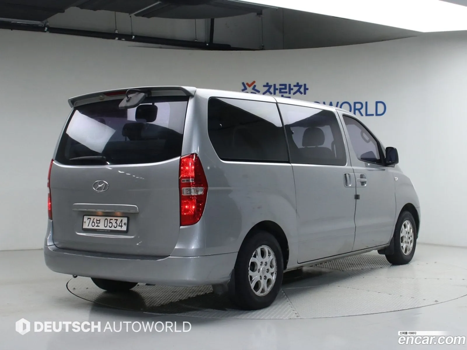 Hyundai Grand Starex 2014 — 17