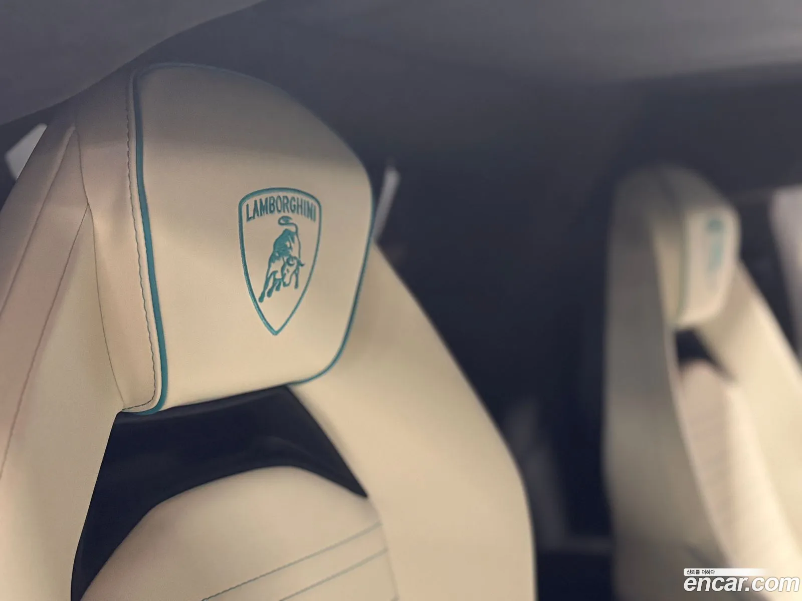 Lamborghini Revuelto 2025 — 16