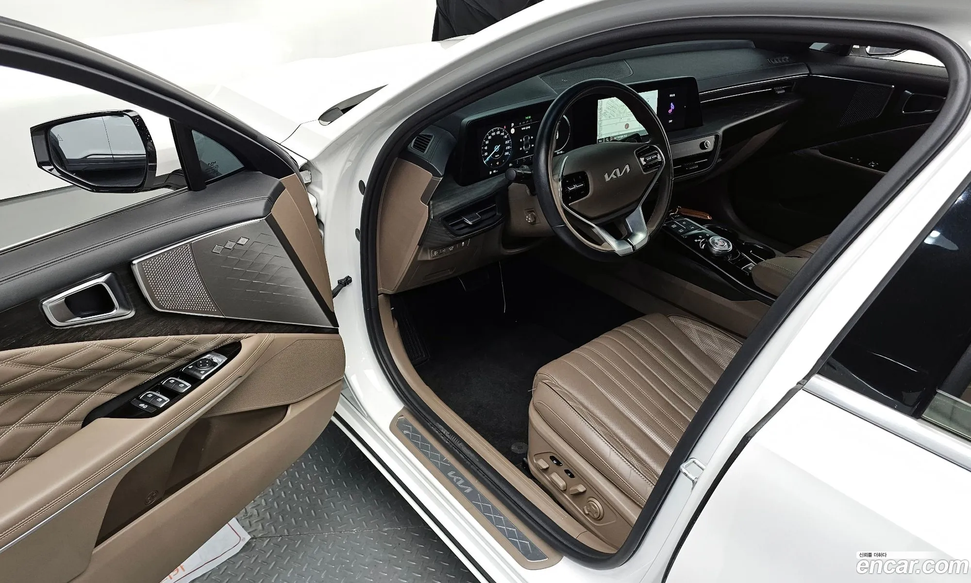 Kia K8 2021 — 20