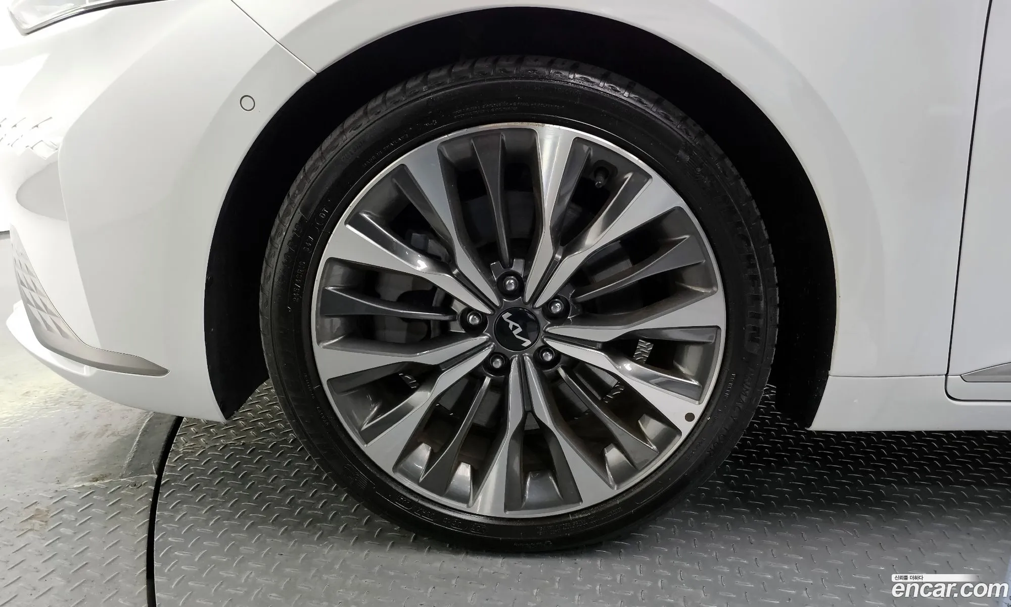 Kia K8 2021 — 4
