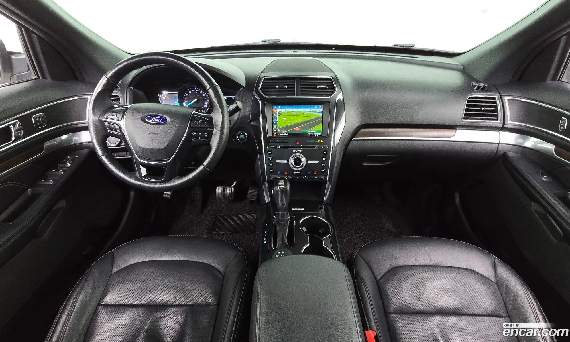 Ford Explorer 2018 1FM5K8FH2JGC37881 — 5