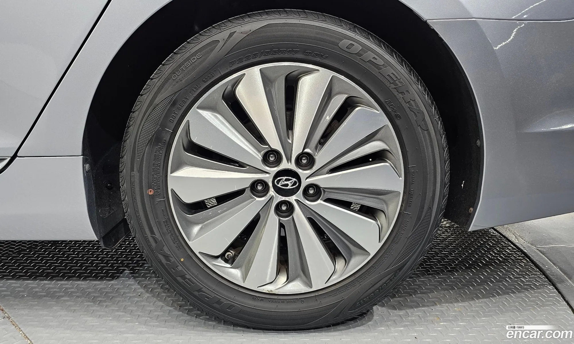 Hyundai Grandeur HG Hybrid 2015 — 9