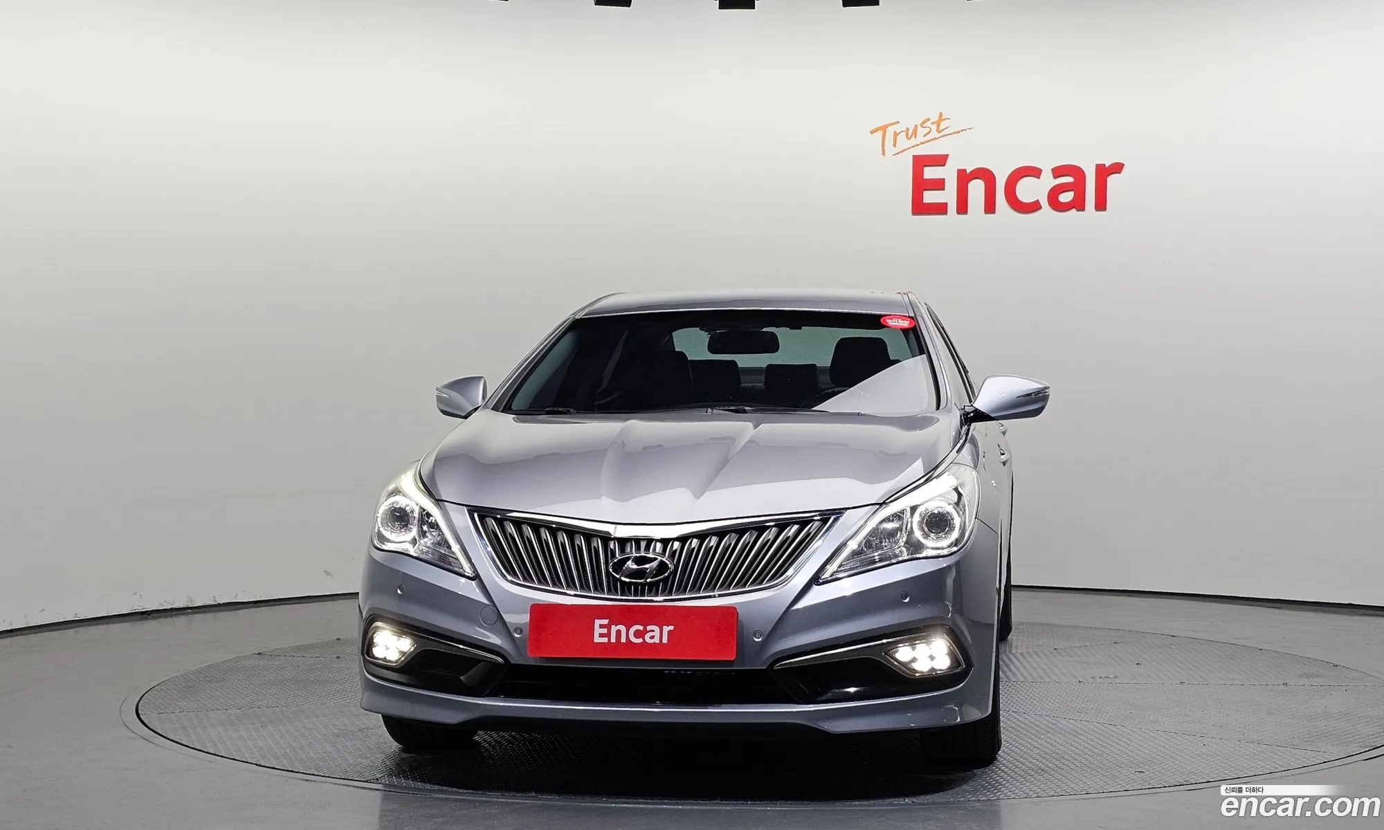 Hyundai Grandeur HG Hybrid 2015 — 23