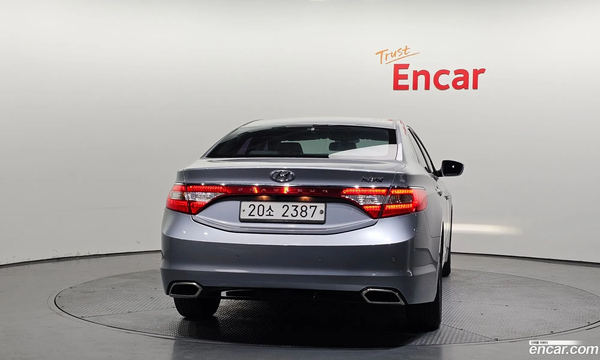 Hyundai Grandeur HG Hybrid 2015 — 19