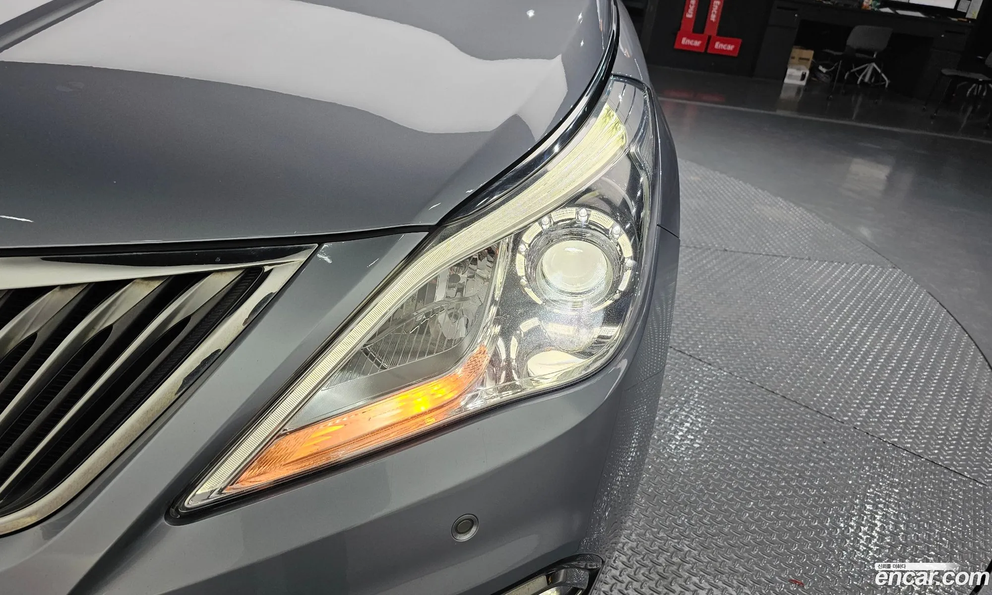 Hyundai Grandeur HG Hybrid 2015 — 26