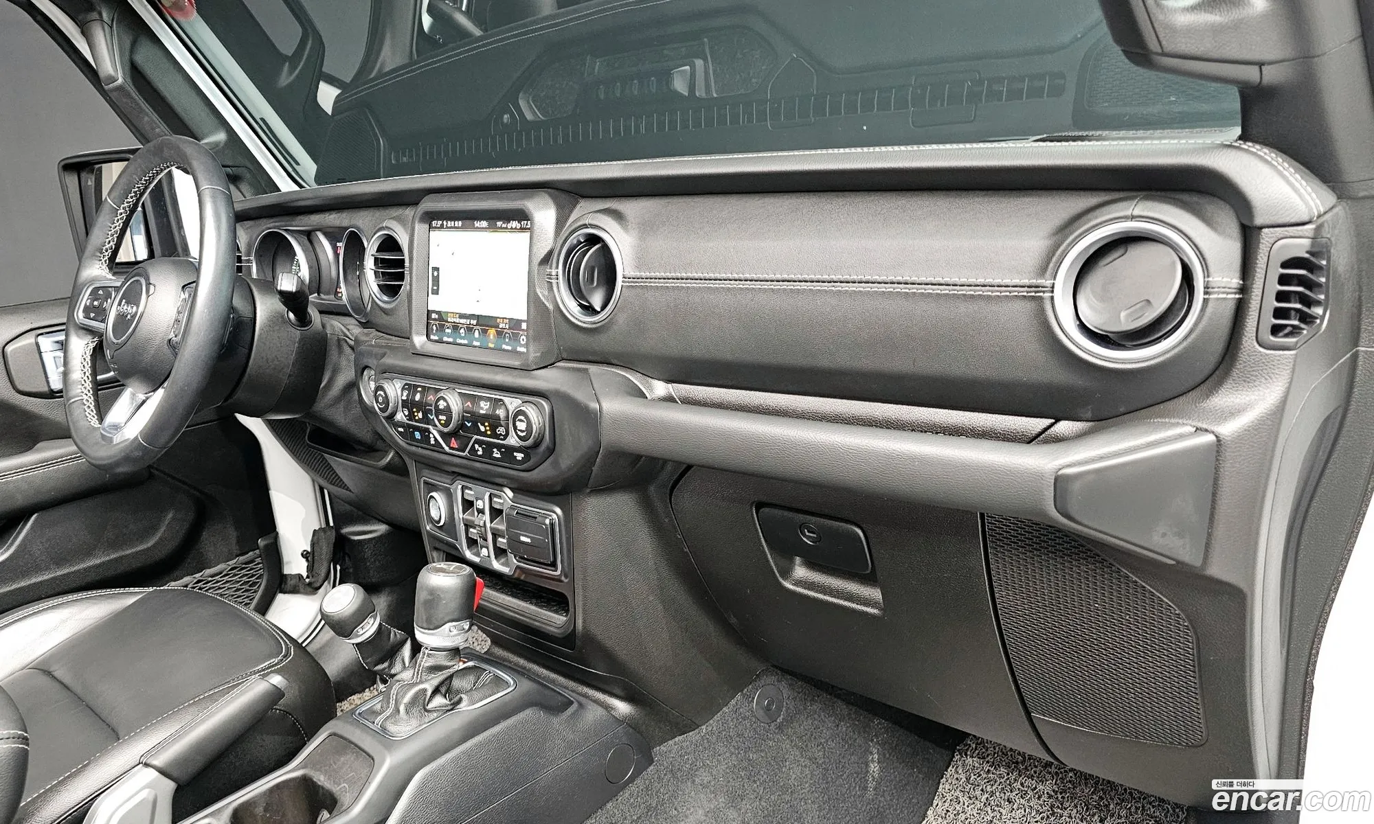 Jeep Wrangler 2021 1C4JJXP65MW839391 — 4