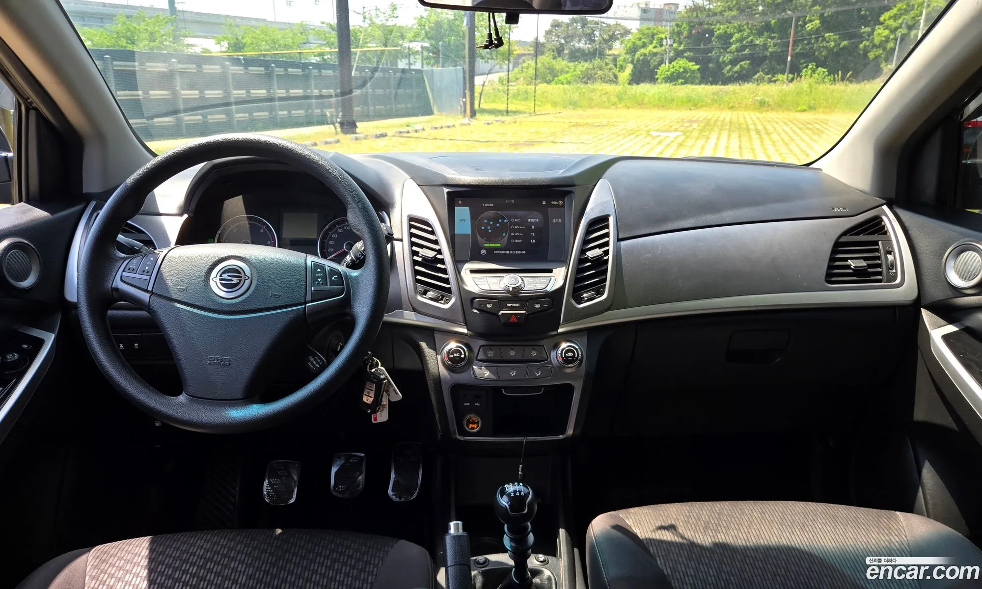 KG Mobility (SsangYong) Korando C 2015 — 11
