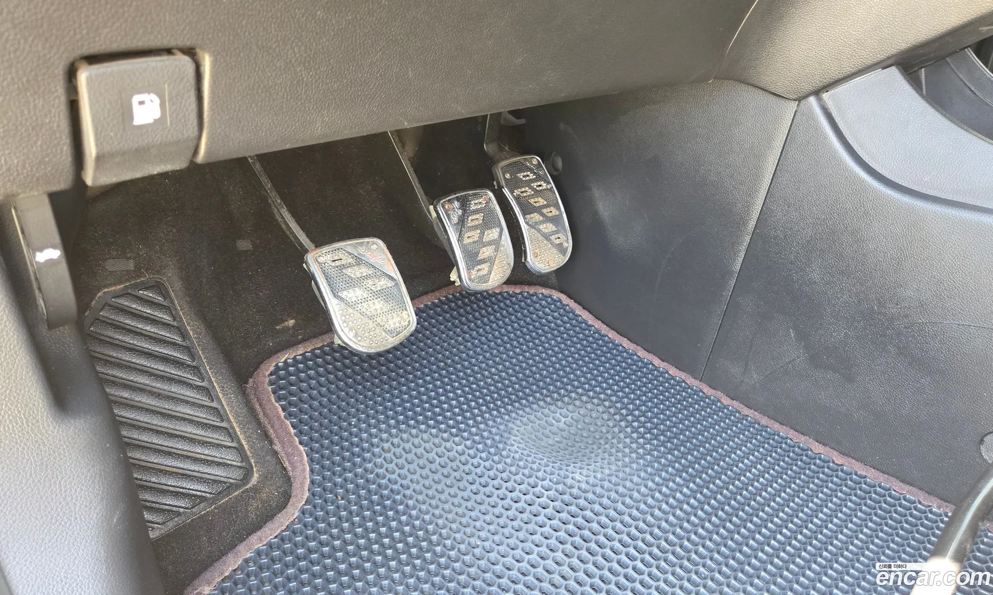 KG Mobility (SsangYong) Korando C 2015 — 20