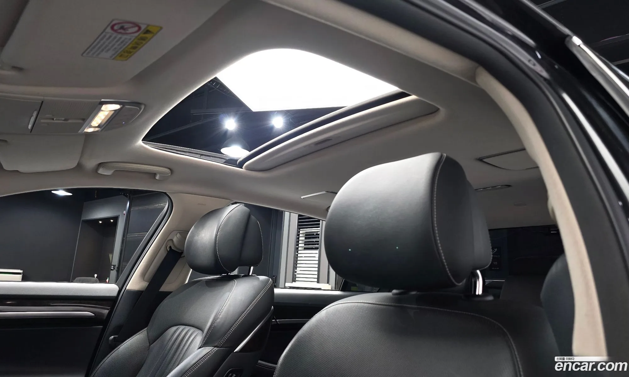 Genesis G90 2018 — 11