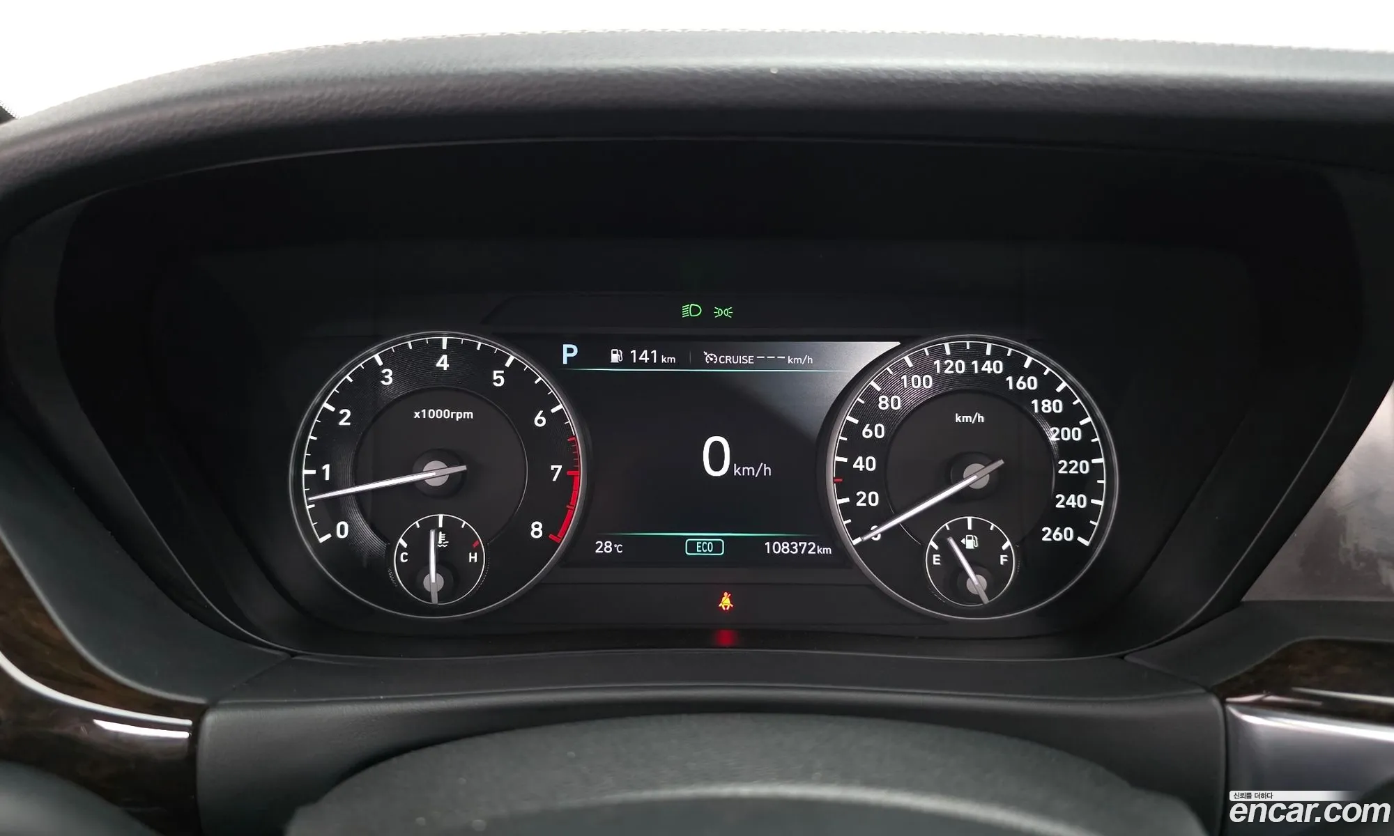Genesis G90 2018 — 2