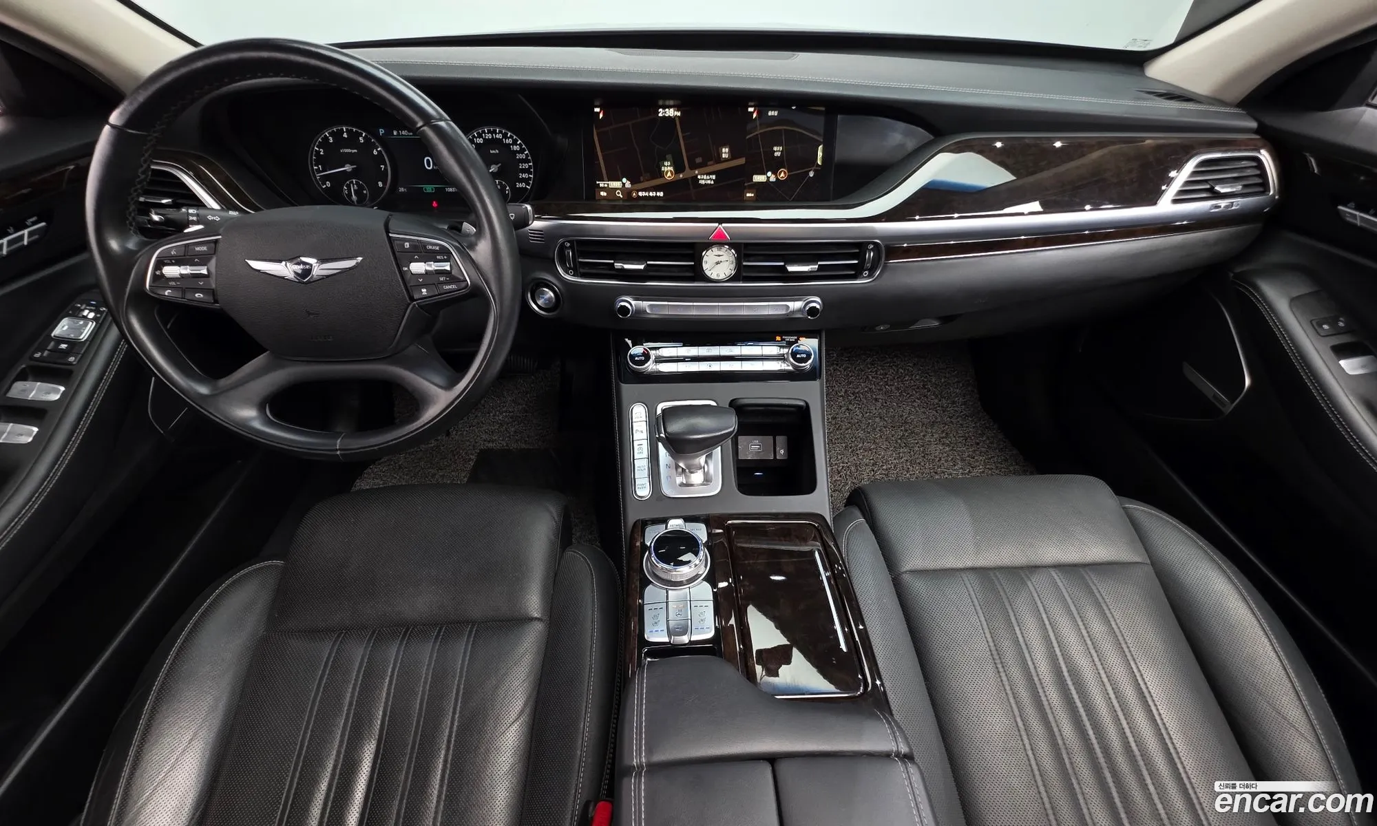 Genesis G90 2018 — 8