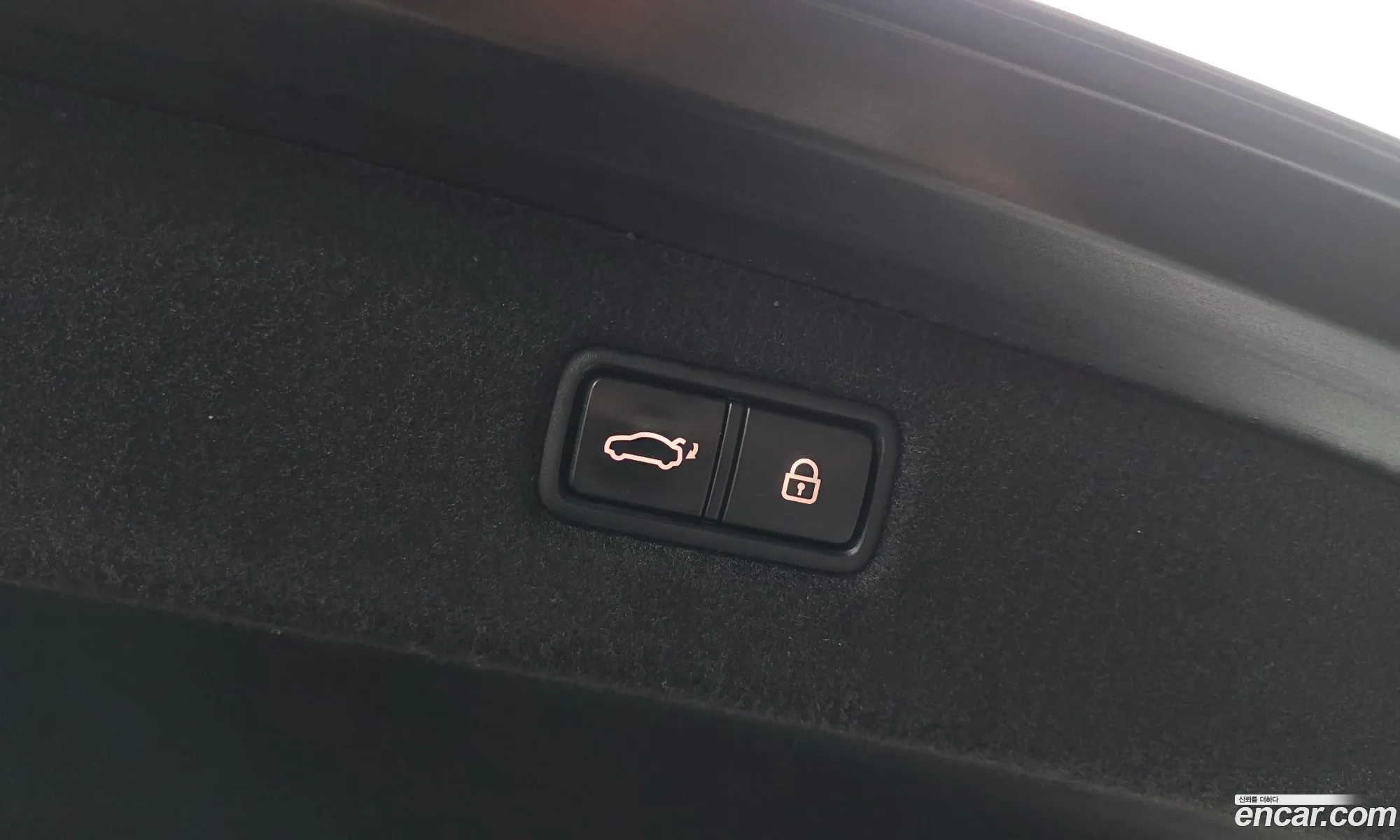 Genesis G90 2018 — 16