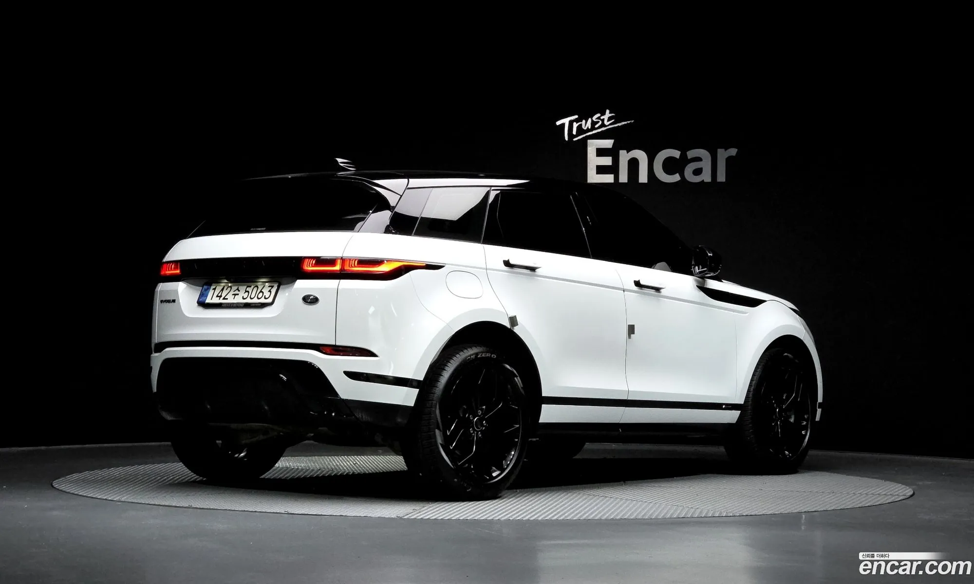 Land Rover Range Rover Evoque 2021 — 3