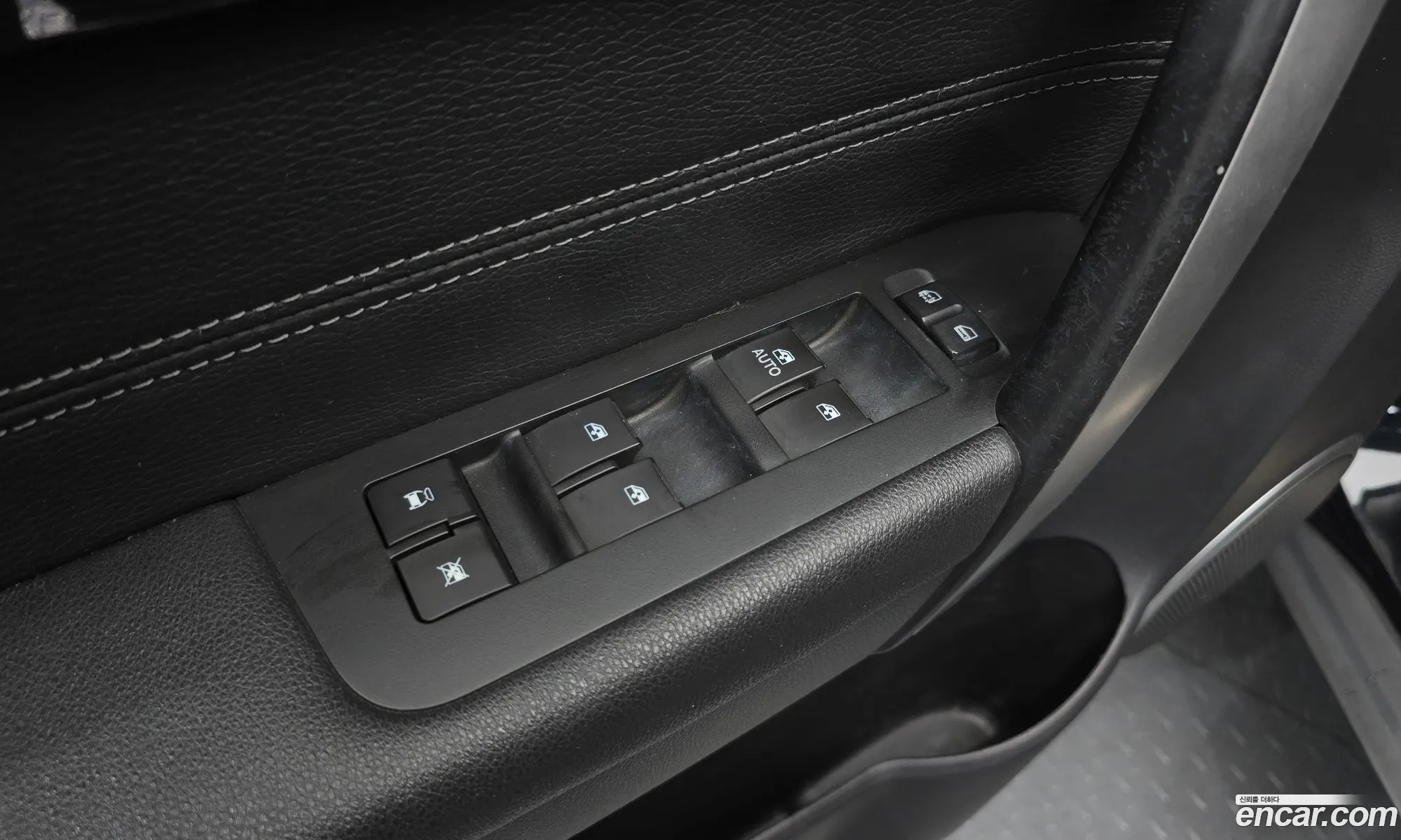 Chevrolet (GM Daewoo) Captiva 2013 — 24