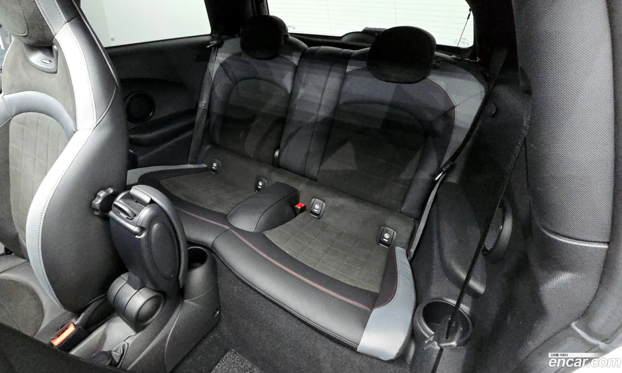 Mini Cooper S 2022 WMW81DH0XN2R72600 — 15