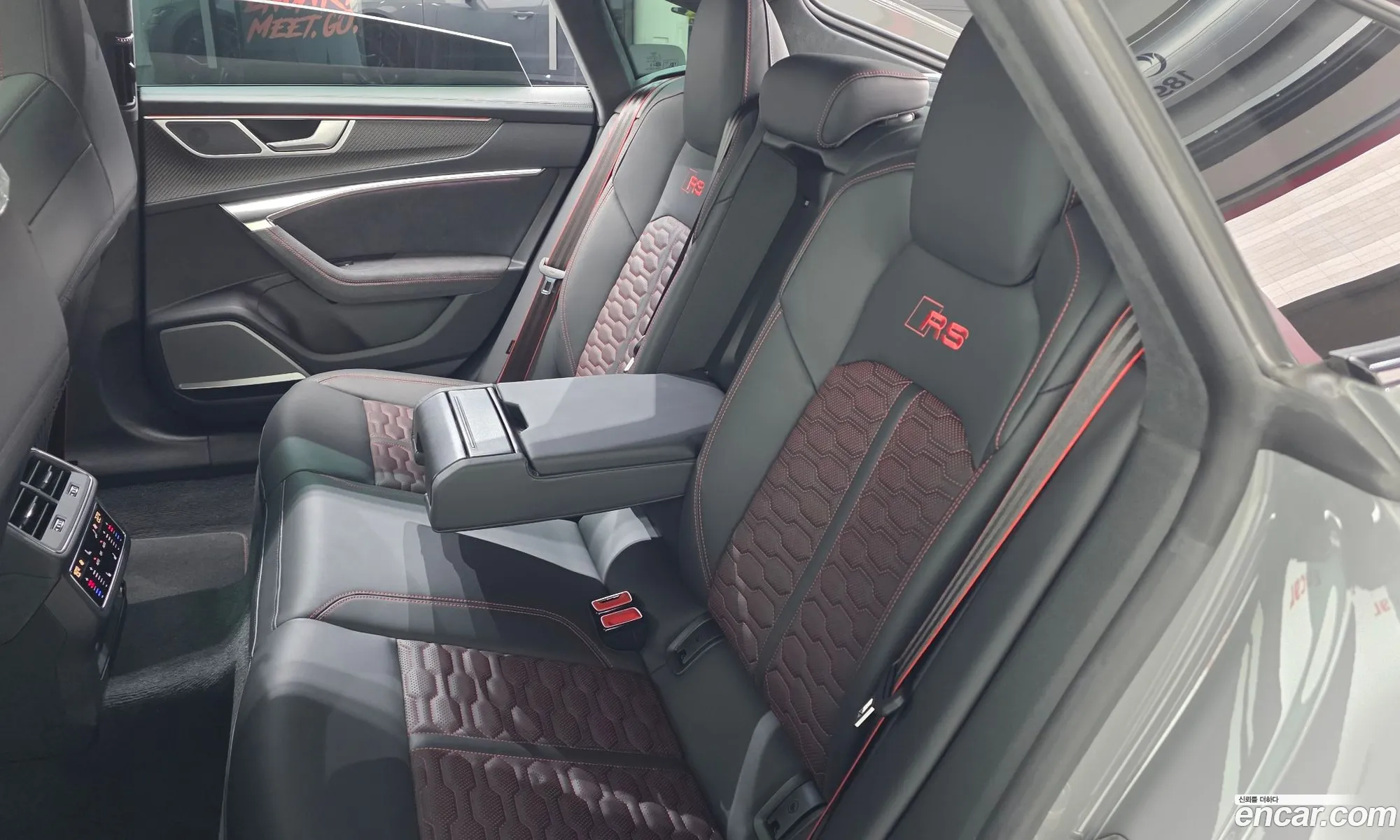 Audi RS7 2025 WUAZZZF2 — 17