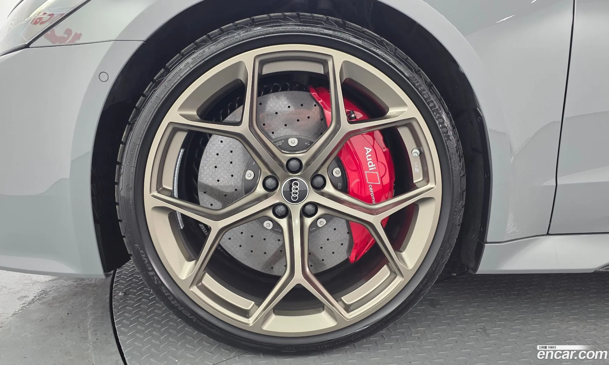 Audi RS7 2025 WUAZZZF2 — 12
