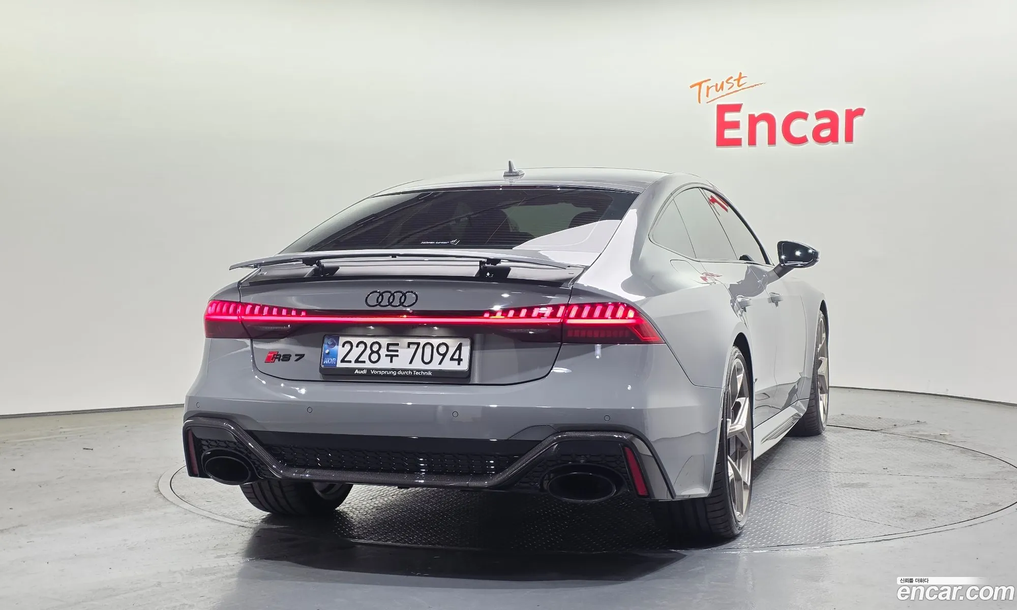 Audi RS7 2025 WUAZZZF2 — 20