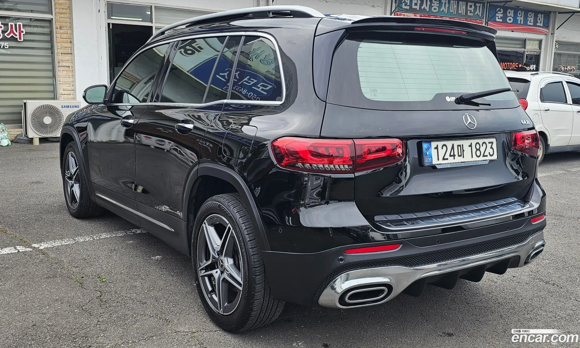 Mercedes-Benz GLB-Class X247 2021 — 11