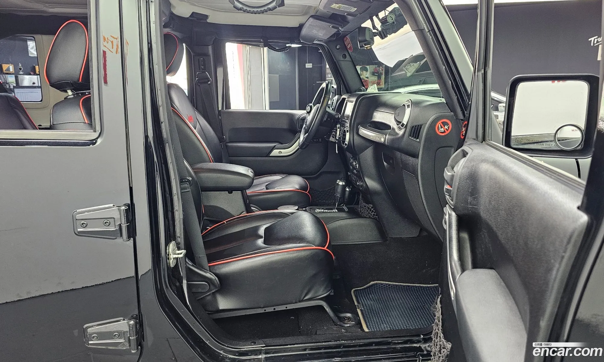 Jeep Wrangler 2013 — 12