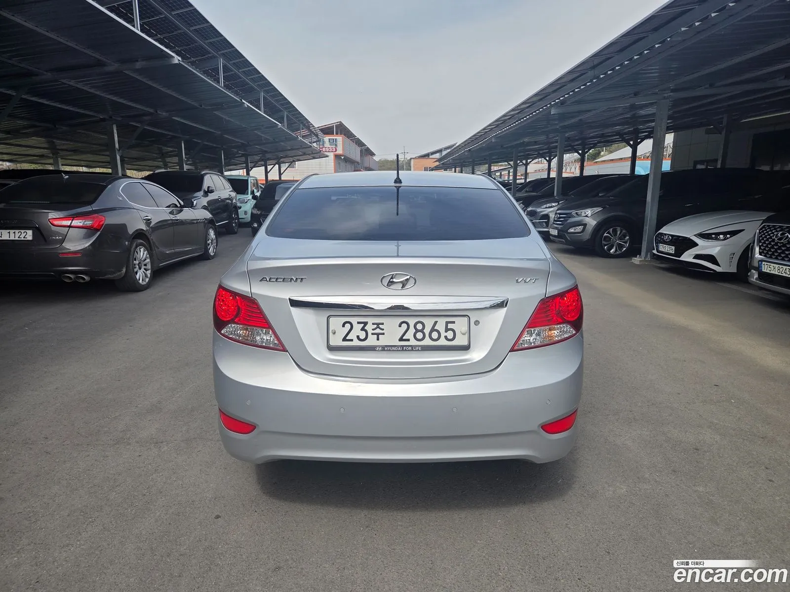 Hyundai Accent 2011 — 4