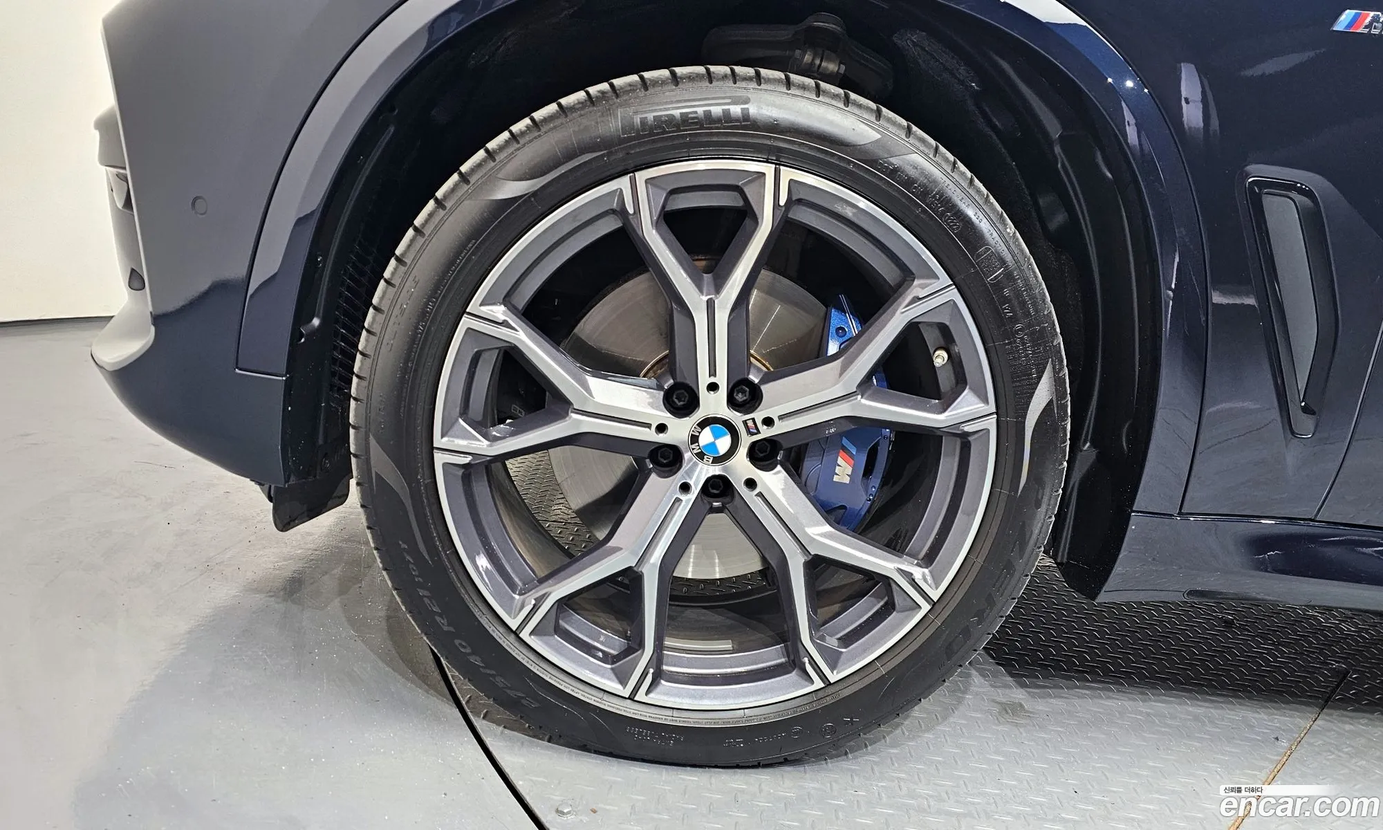 BMW X5 2022 — 16