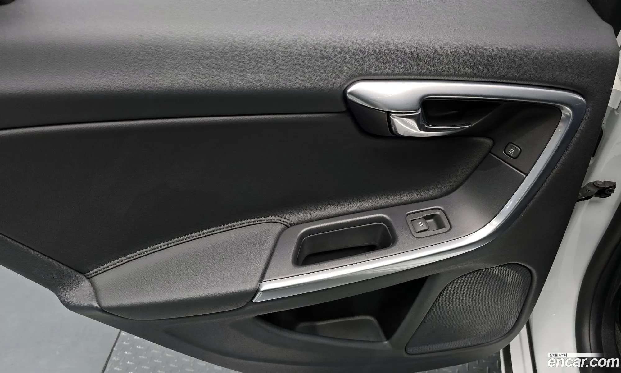 Volvo S60 2014 YV1FS84BBF2348100 — 23