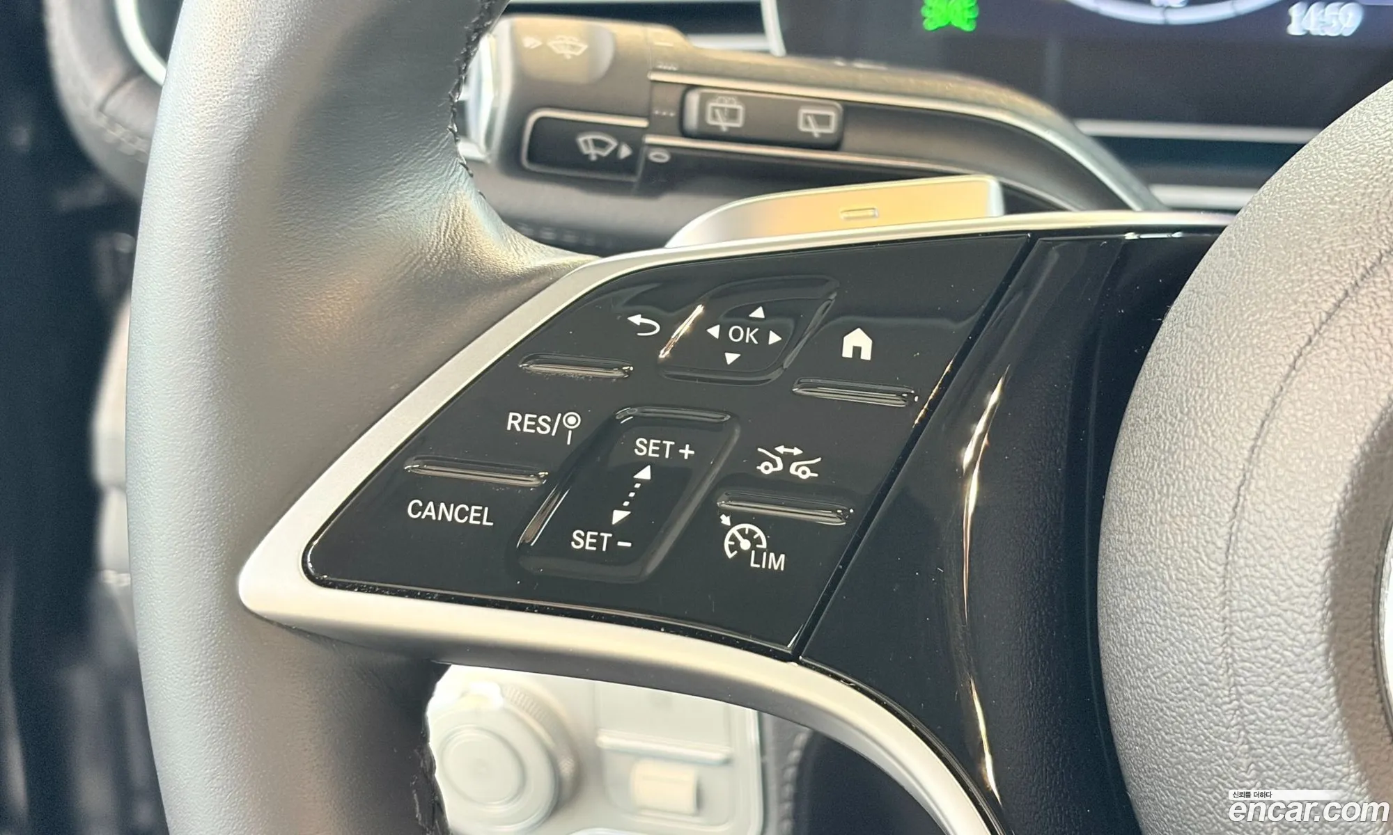 Mercedes-Benz GLE-Class W167 2025 — 16