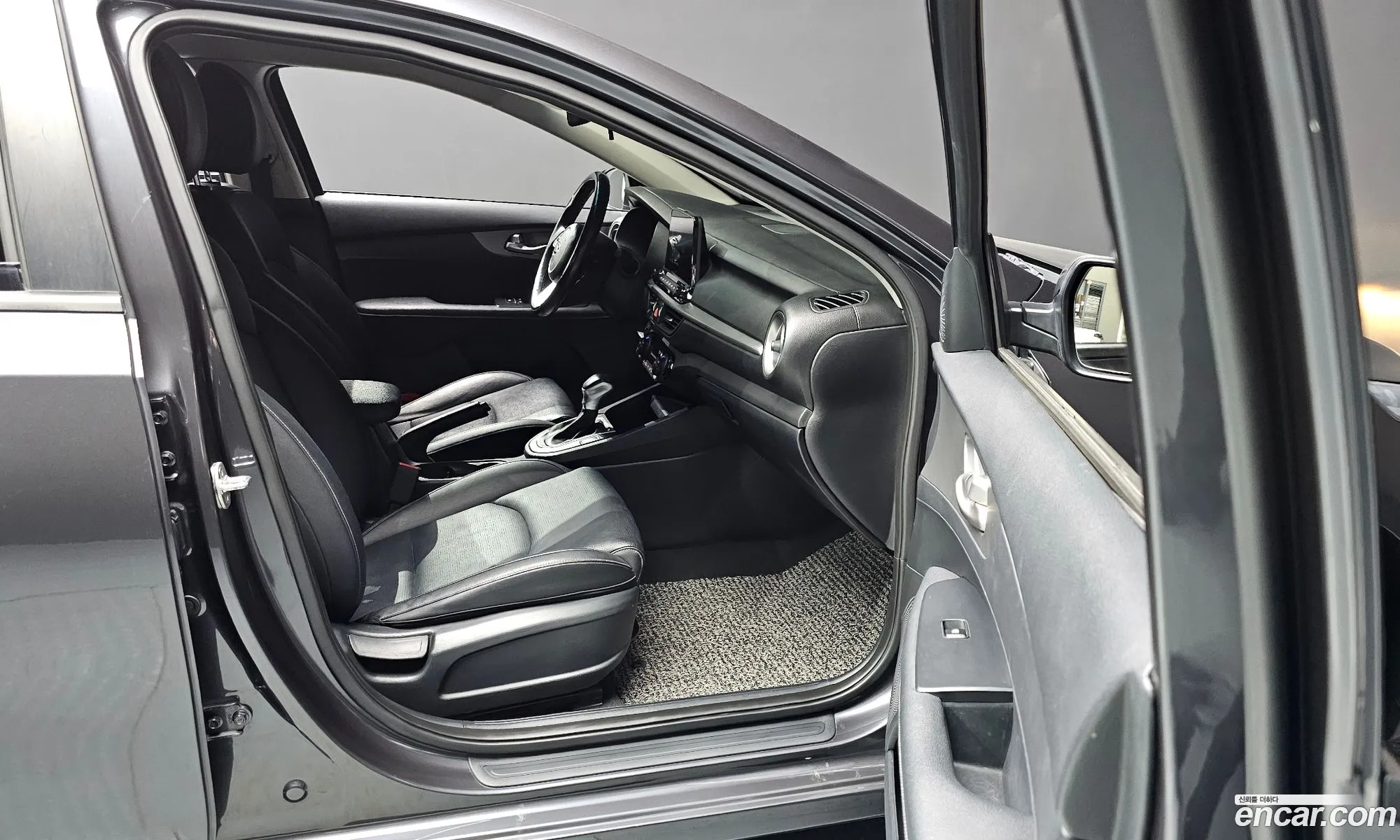 Kia K3 2019 — 9