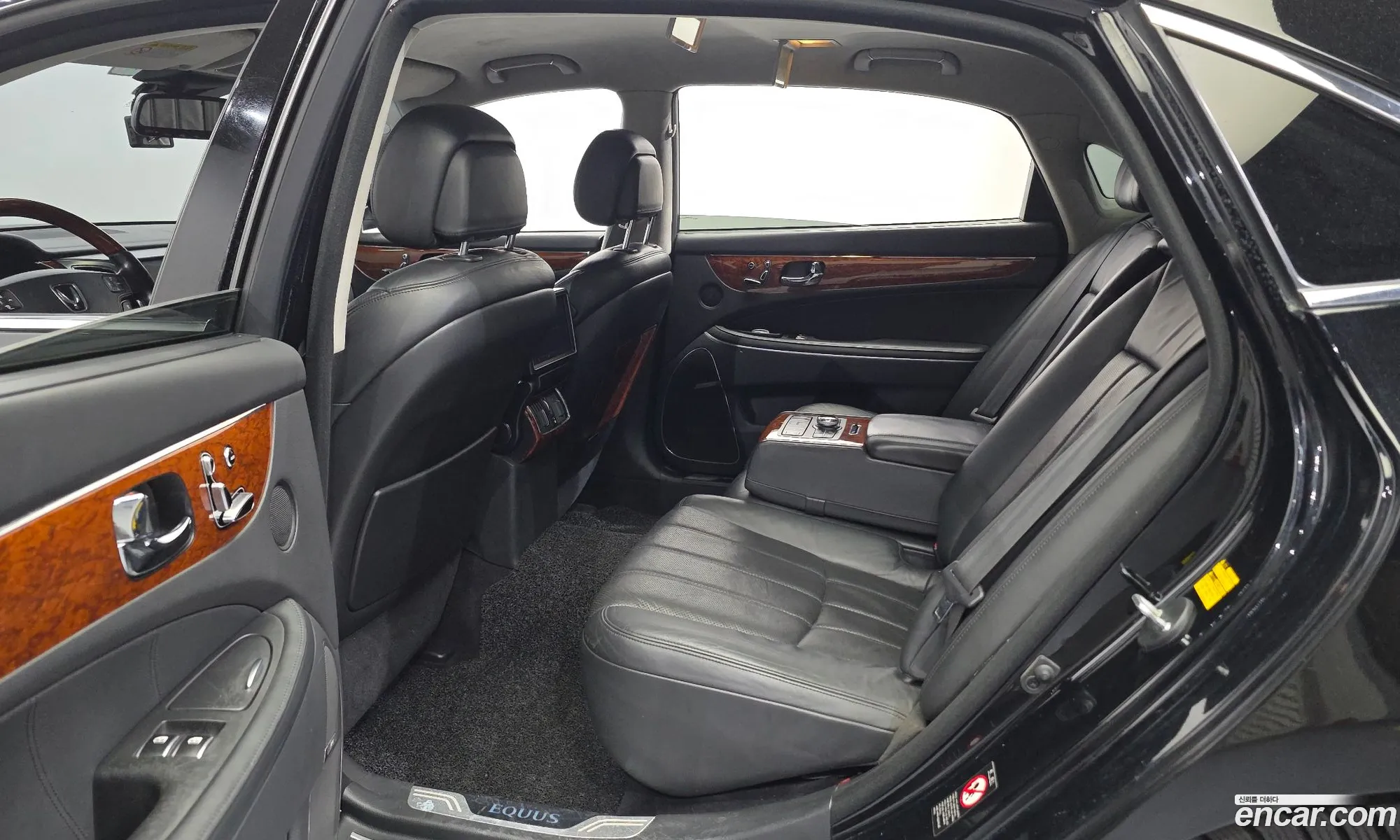 Hyundai Equus 2009 — 8
