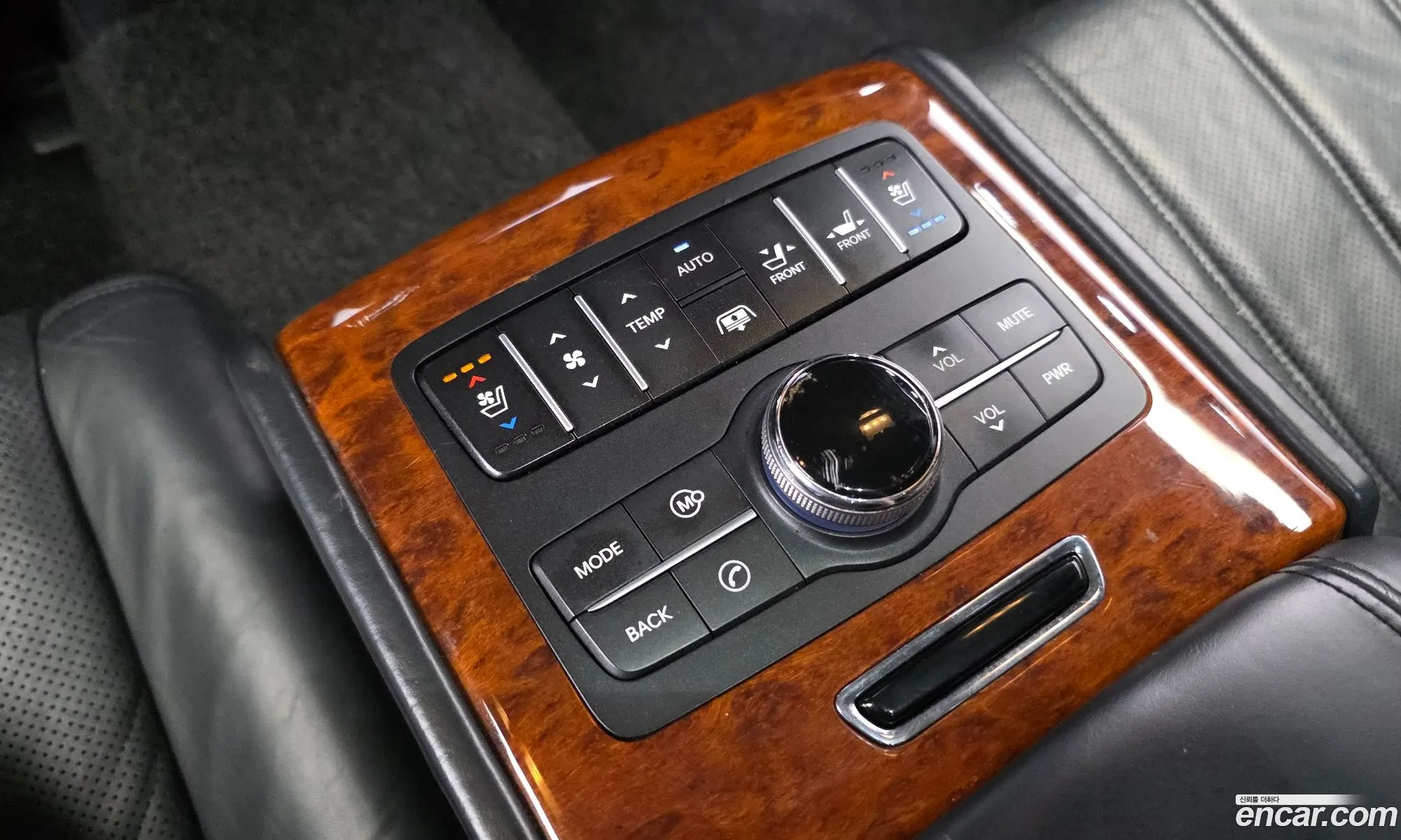 Hyundai Equus 2009 — 4