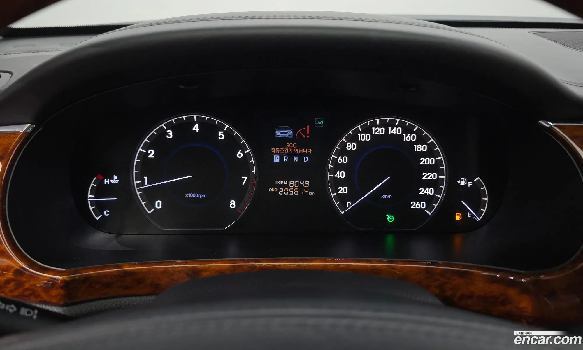 Hyundai Equus 2009 — 11