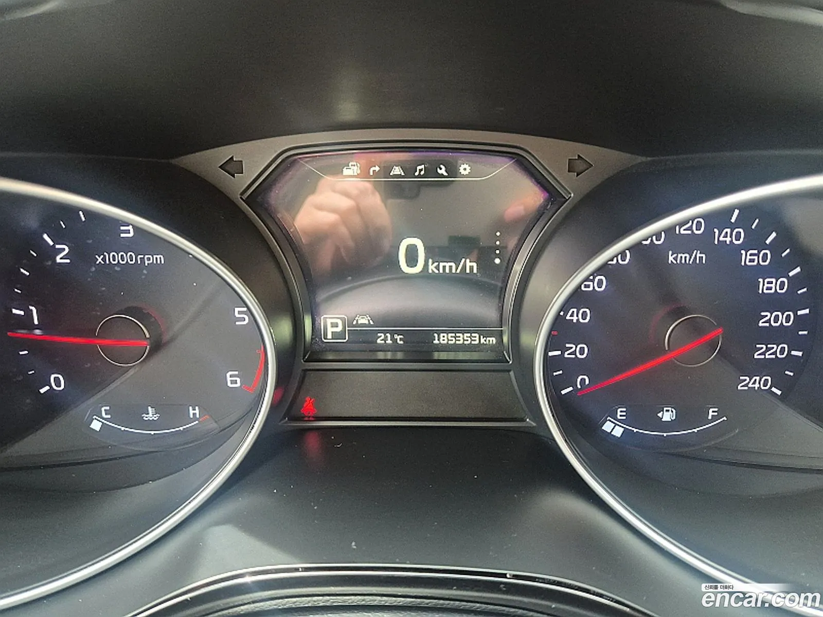 Kia Carnival 2015 — 5