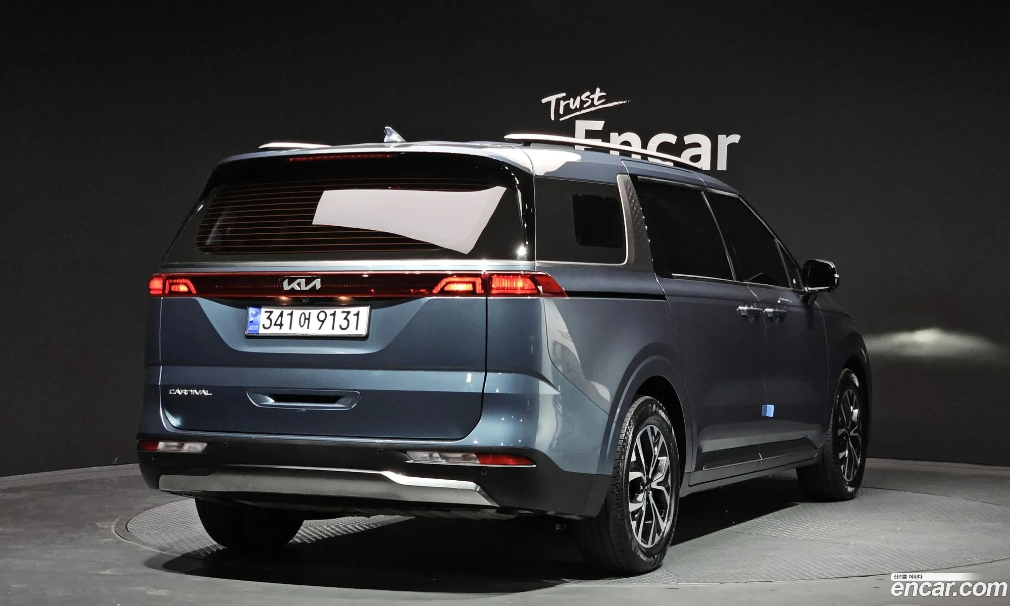 Kia Carnival 2022 — 2