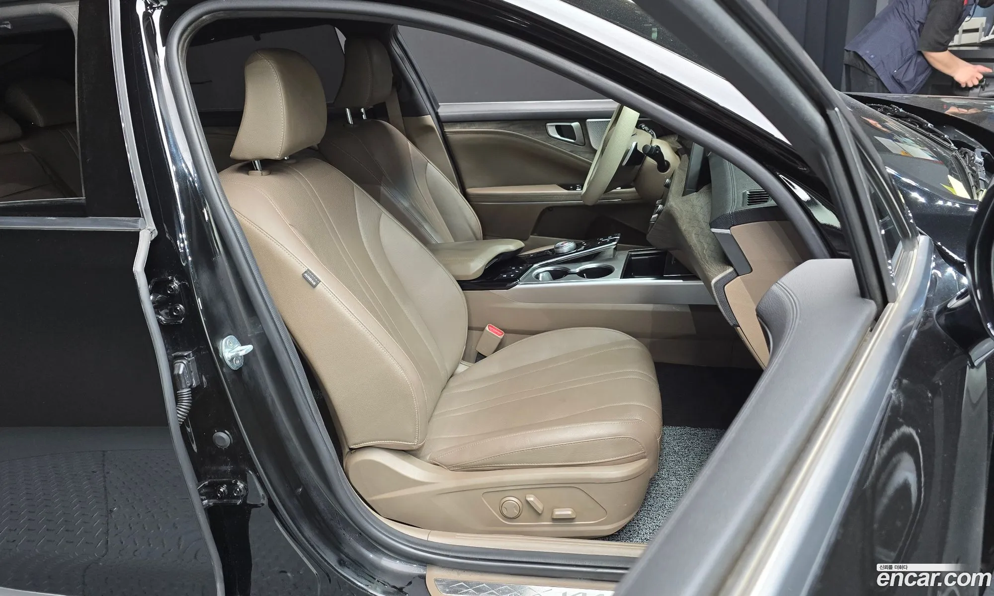 Kia K8 2021 — 15