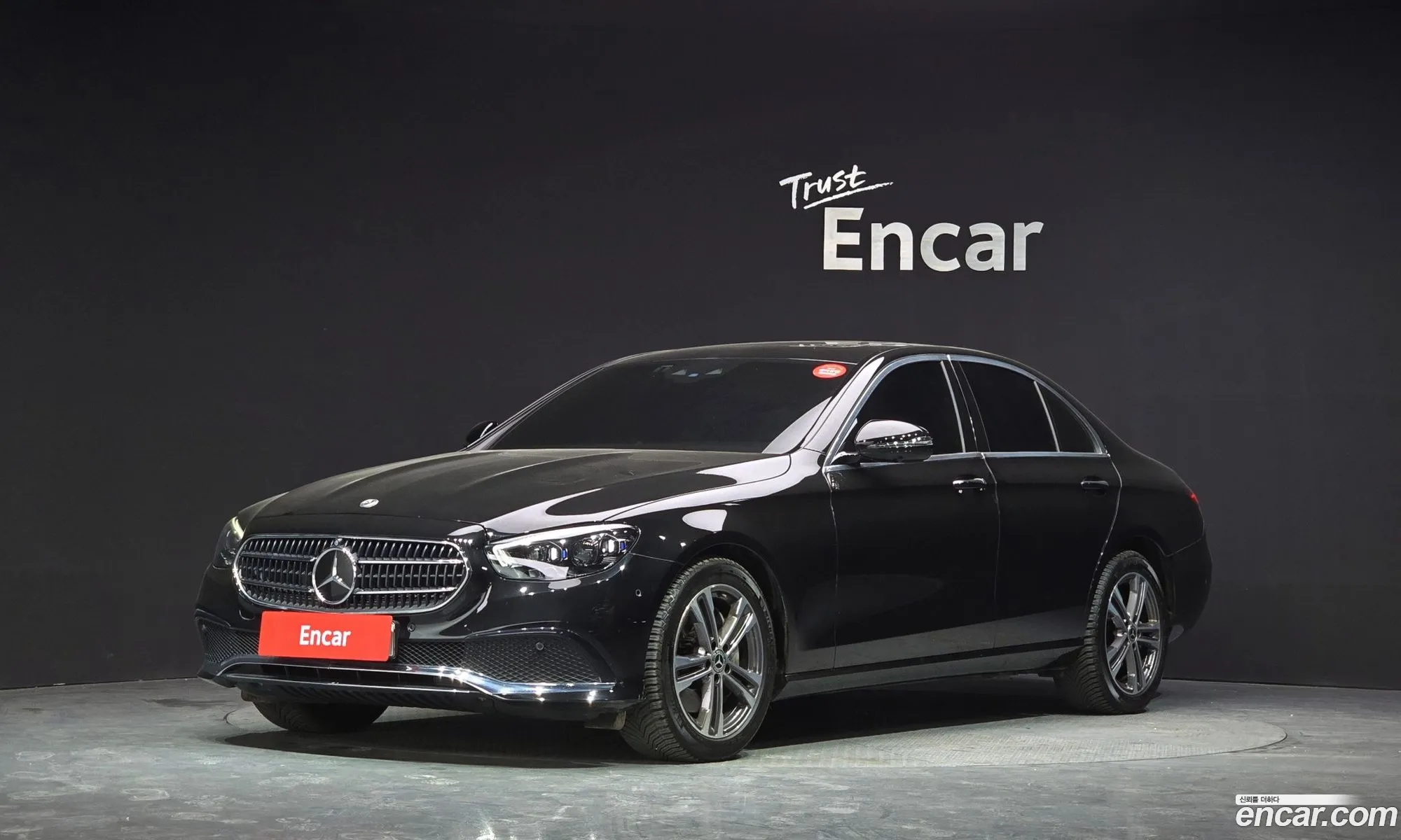 Mercedes-Benz E-Class W213 2022 — 31