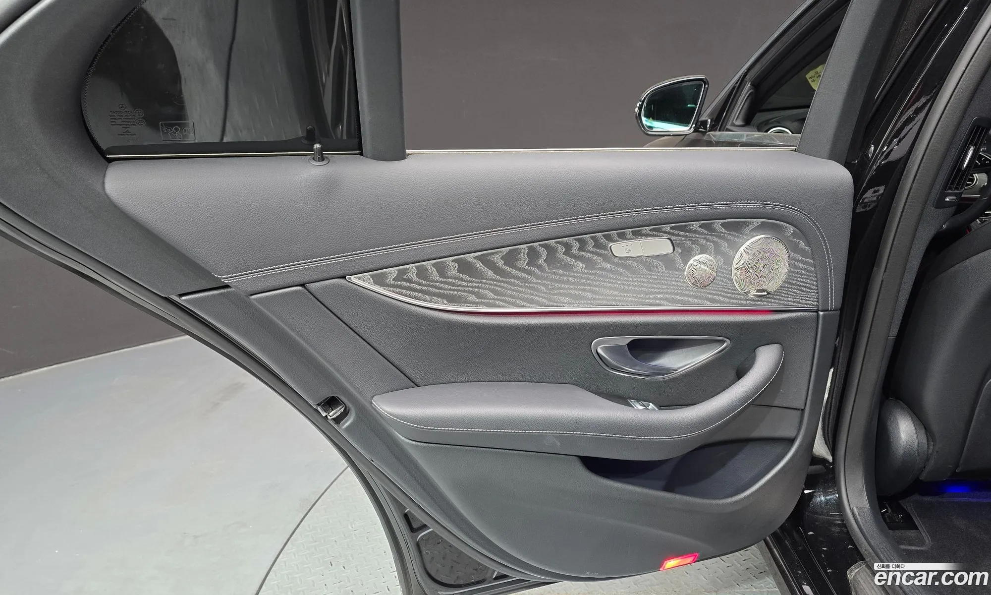 Mercedes-Benz E-Class W213 2022 — 4