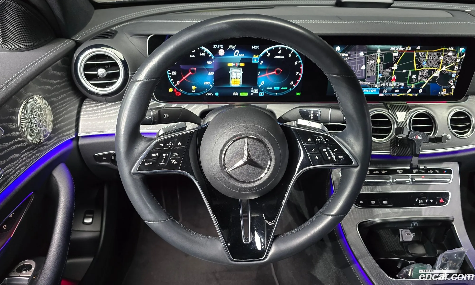 Mercedes-Benz E-Class W213 2022 — 28