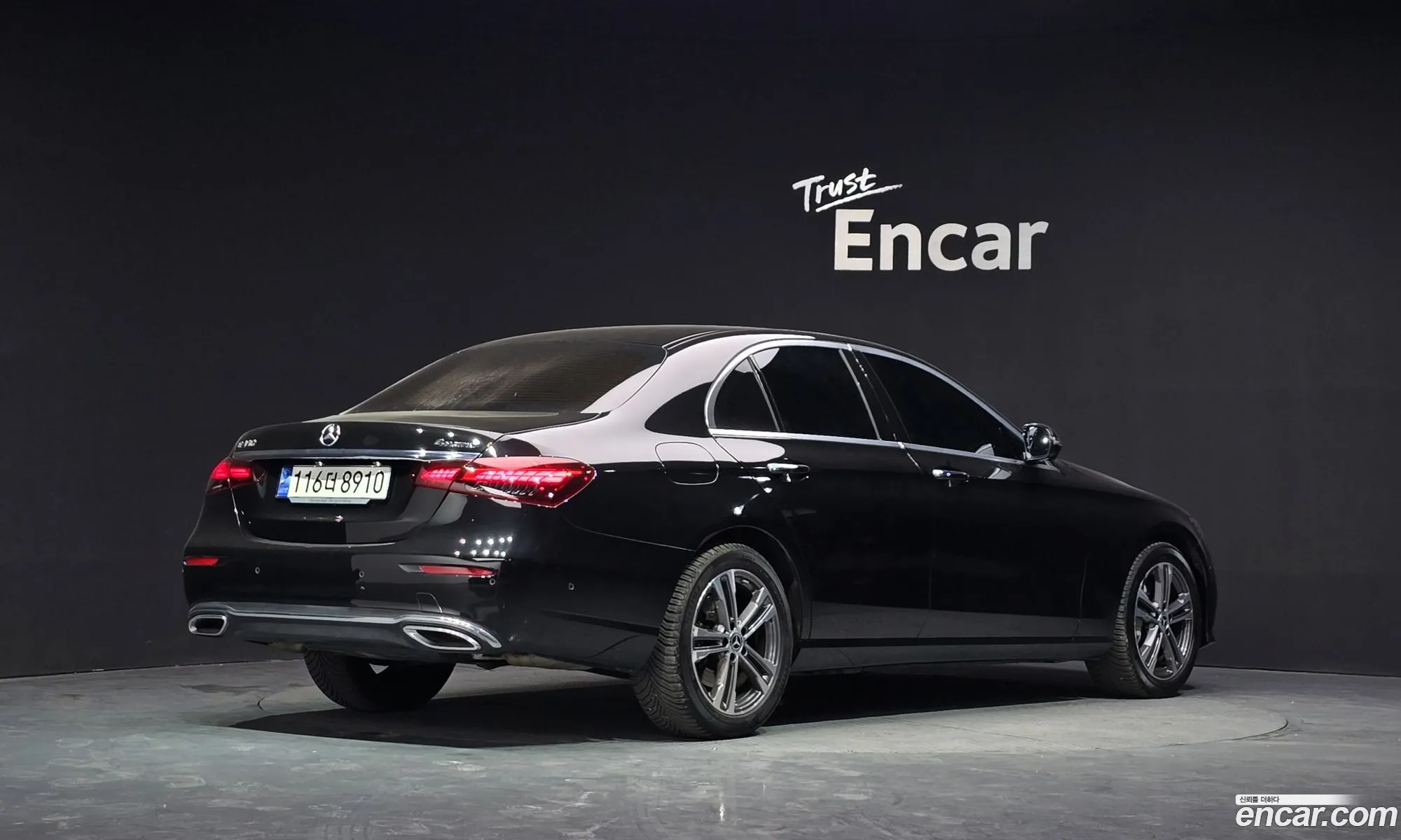 Mercedes-Benz E-Class W213 2022 — 25