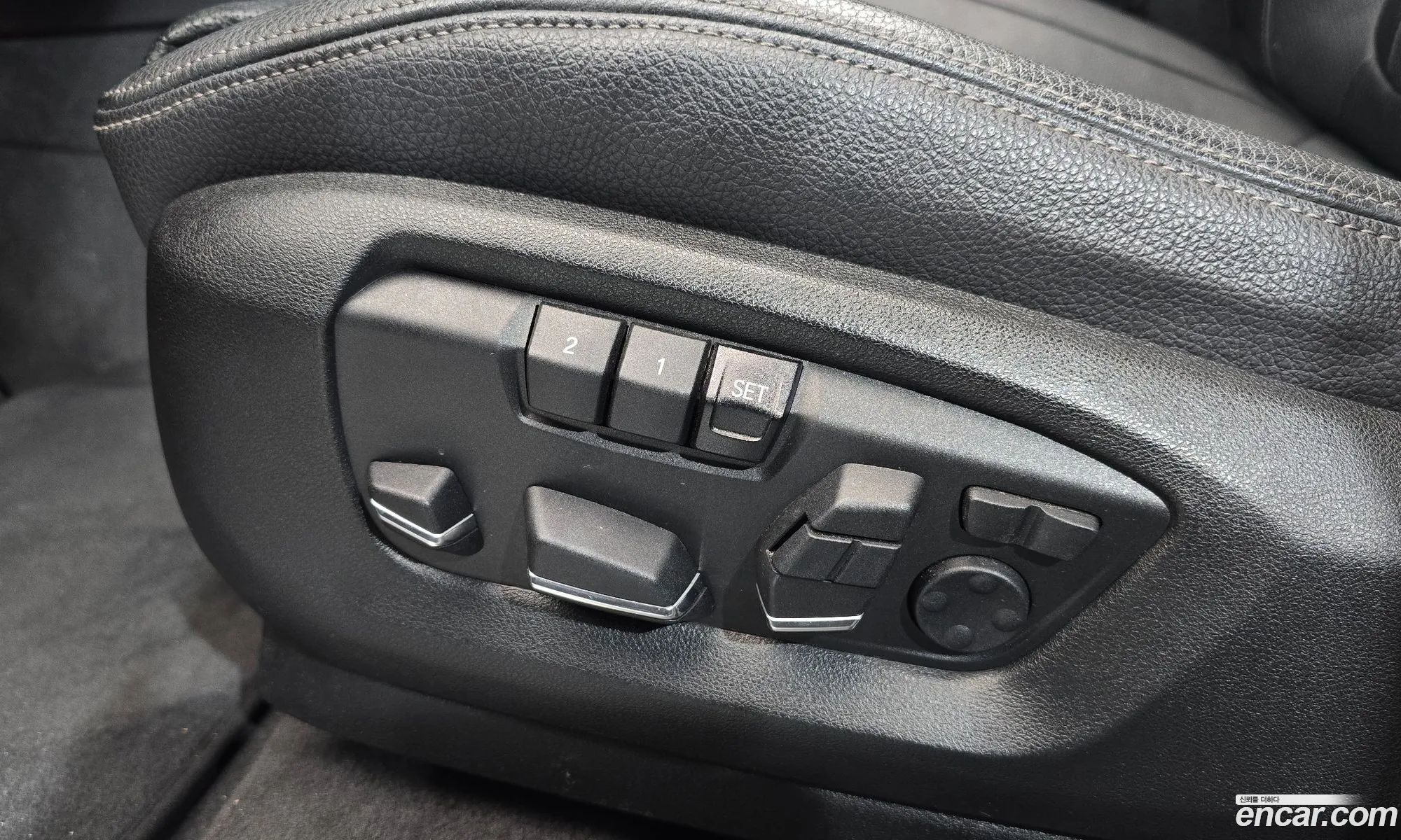 BMW X6 2019 WBAKV210XK0Z84097 — 19